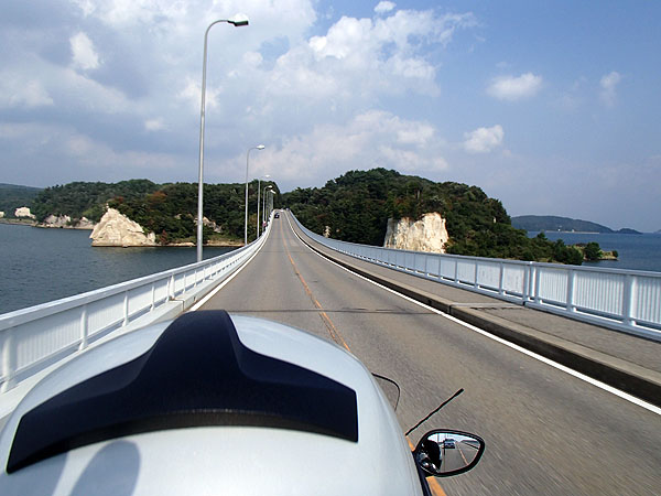 能登島大橋を通過！